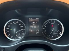 Mercedes-Benz Vito 2020 2.0T Elite 7-Seater - ფოტო 6
