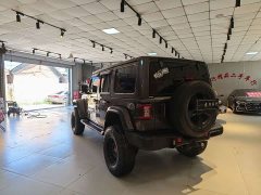 Jeep Wrangler 2021 2.0T Sahara Four-Door - ფოტო 11