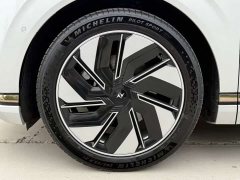Dongfeng eπ008 210Max Extended Range 5-Seater - ფოტო 10