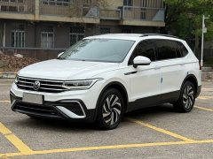 Volkswagen Tiguan L 330TSI Automatic Two-Wheel Drive Comfort Edition - ფოტო 1