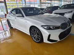 BMW 3 Series 320Li M Sport Package - ფოტო 3