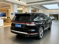 Lincoln Aviator 3.0T V6 AWD Executive - ფოტო 6