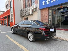 BMW 5 Series 525Li M Sport Package - ფოტო 9