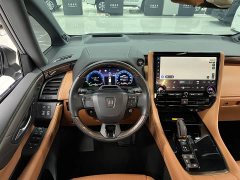 Toyota Vellfire 2024 Crown Hybrid 2.5L Executive Premier Edition - ფოტო 19