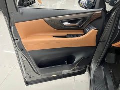 Toyota Vellfire 2024 Crown Hybrid 2.5L Executive Premier Edition - ფოტო 20