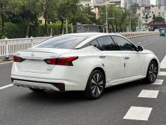 Nissan Teana 2021 2.0L XL Comfort - ფოტო 10