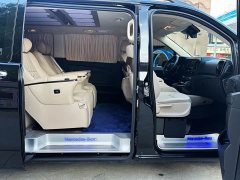 Mercedes-Benz Vito 2024 2.0T Elite 7-Seater - ფოტო 9