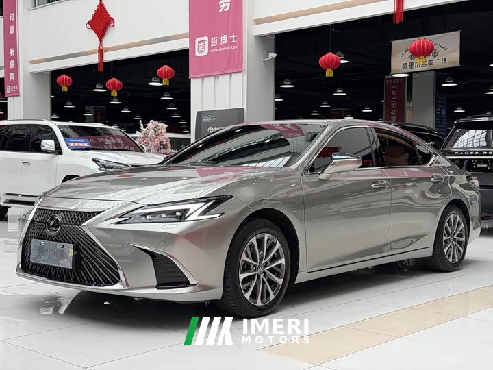Lexus ES 200 Premium Edition - ავტომობილი ჩინეთიდან