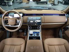 Land Rover Range Rover 2025 3.0L V6 400PS Extended Wheelbase Prestige Edition - ფოტო 14