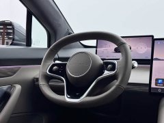 Luxeed Zhiji R7 Extended Range 251km Max - ფოტო 16