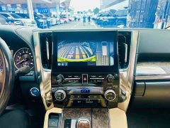 Toyota Vellfire Crown Hybrid 2.5L HV Premium Edition - ფოტო 11