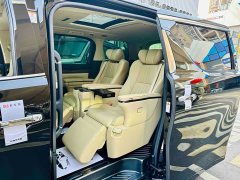 Toyota Vellfire 2020 Dual Engine 2.5L Black Gold Limited Edition - ფოტო 8