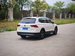 Volkswagen Tiguan L 330TSI Automatic Two-Wheel Drive Comfort Edition - ფოტო 4