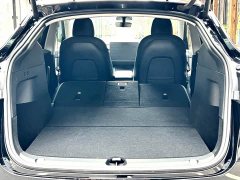 Tesla Model Y Standard Range RWD - ფოტო 12