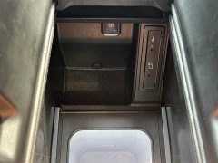Mercedes-Benz V-Class 2022 V 260 L Long Wheelbase Luxury Edition - ფოტო 9