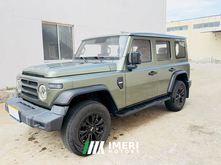 Mercedes-Benz 212 T01 2.0T Mechanic Edition