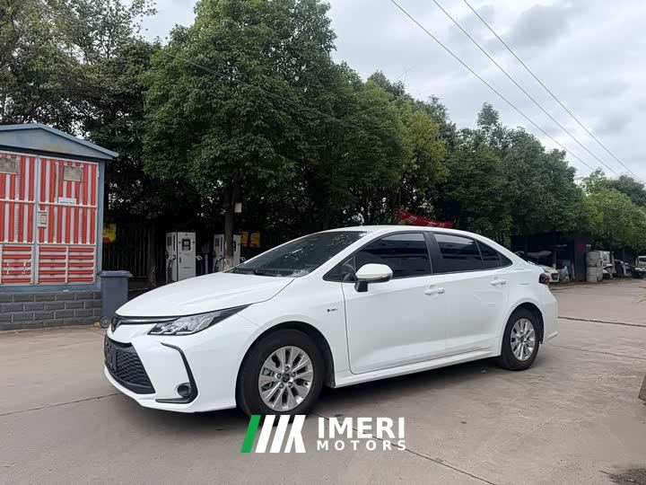 Toyota Corolla 1.8L Smart Hybrid Twin-Engine Pioneer Edition