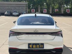Hyundai Elantra 2022 1.5L CVT Luxury - ფოტო 5