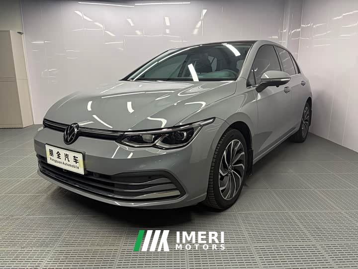 Volkswagen Golf 280TSI DSG Pro - ავტომობილი ჩინეთიდან
