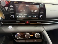 Hyundai Elantra 1.5L CVT GLX Elite - ფოტო 16