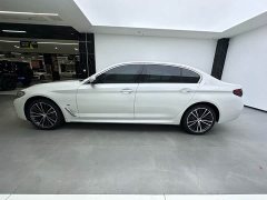 BMW 5 Series 530Li Premier M Sport Package - ფოტო 17