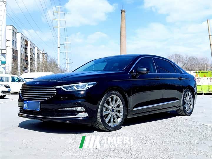 Ford Taurus EcoBoost 245 Premium Edition