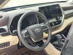 Toyota Highlander Hybrid 2.5L AWD Premium 7-Seater - ფოტო 12