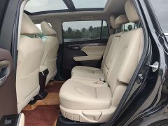 Toyota Highlander Hybrid 2.5L AWD Premium 7-Seater - ფოტო 14