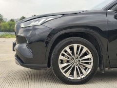 Toyota Highlander Hybrid 2.5L AWD Premium 7-Seater - ფოტო 4