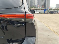Toyota Highlander Hybrid 2.5L AWD Premium 7-Seater - ფოტო 6