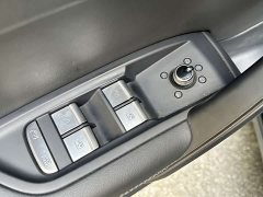 Audi Q5L 40 TFSI Luxury Dynamic - ფოტო 11