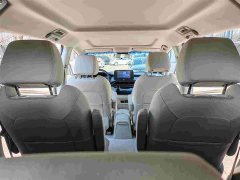 Buick GL8 Land Official Business Class 652T Comfort Edition - ფოტო 11