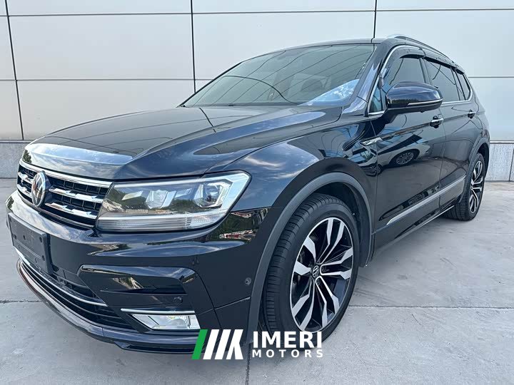 Volkswagen Tiguan L 330TSI Automatic FWD R-Line Comfort Edition