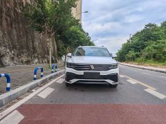 Volkswagen Tiguan L Outstanding Edition 330TSI Automatic Two-Wheel Drive R-Line Dragon Shine Version - ფოტო 2