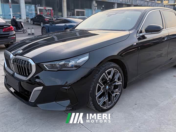 BMW 5 Series 530Li Luxury M Sport Package