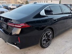BMW 5 Series 530Li Luxury M Sport Package - ფოტო 10