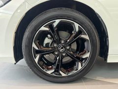 Honda Civic 2022 240TURBO CVT Fuel Dynamic Edition - ფოტო 15