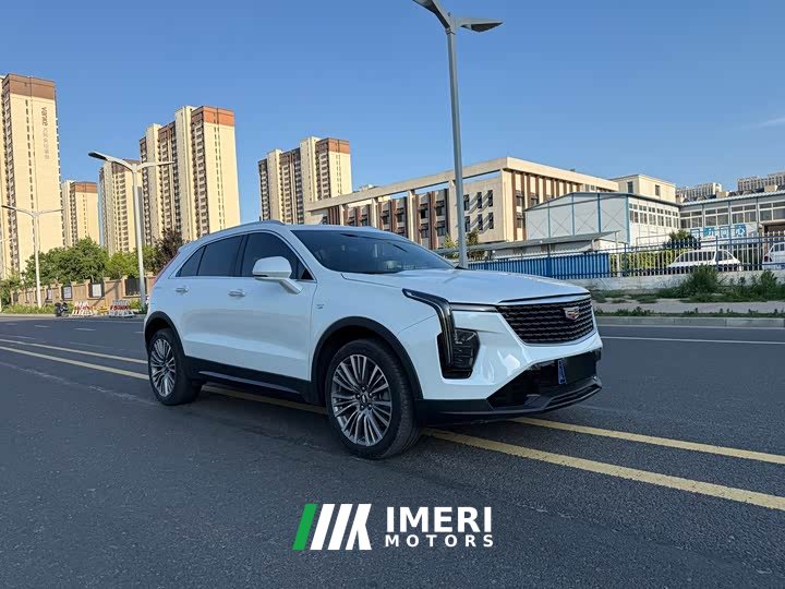 Cadillac XT4 2024 28T FWD Luxury - ავტომობილი ჩინეთიდან