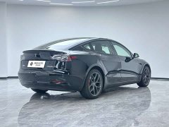 Tesla Model 3 Performance All-Wheel Drive - ფოტო 3
