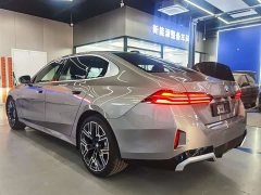 BMW 5 Series 530Li Luxury M Sport Package - ფოტო 4