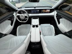 Voyah Lantu FREE 2025 318 259km AWD Explorer Edition - ფოტო 16