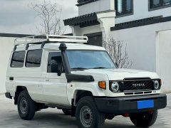 Toyota Land Cruiser (Imported) LC78 4.0L Automatic - ფოტო 1