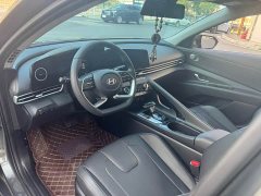 Hyundai Elantra 2023 1.5L CVT Luxury - ფოტო 11