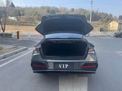 Hyundai Elantra 2023 1.5L CVT Luxury - ფოტო 14