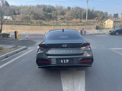 Hyundai Elantra 2023 1.5L CVT Luxury - ფოტო 5