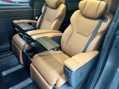 Toyota Alphard 2024 Hybrid 2.5L Premium Edition - ფოტო 12