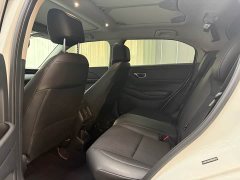 Honda Vezel 1.5L CVT Pioneer Edition - ფოტო 12