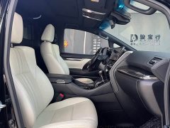 Lexus LM 2020 300h Four-Seat Royal Edition - ფოტო 11