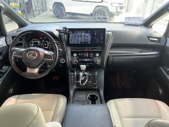 Lexus LM 2020 300h Four-Seat Royal Edition - ფოტო 12