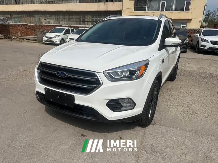 Ford EcoBoost 180 2WD Platinum Wing China V Emissions